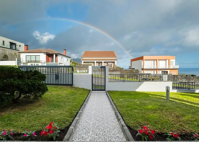 Holiday home Cerrado Da Eira, Vista Mar E Farol *