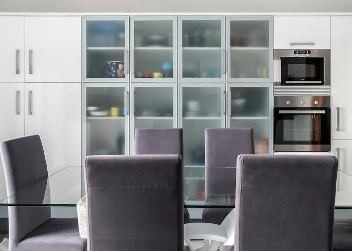 Cerrado Da Eira, Vista Mar E Farol *